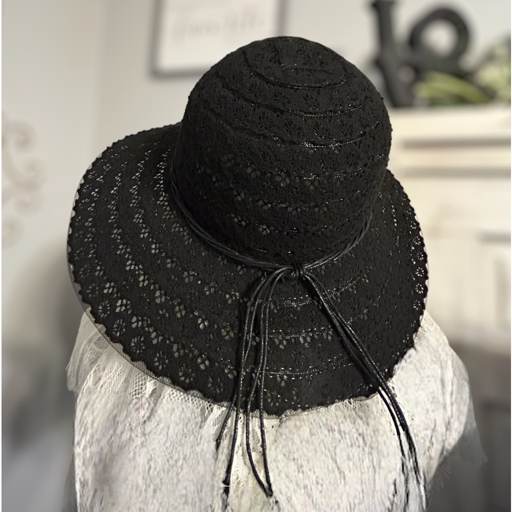 🖤 NWOT Jane & Berry Black Lace Hat 🖤
